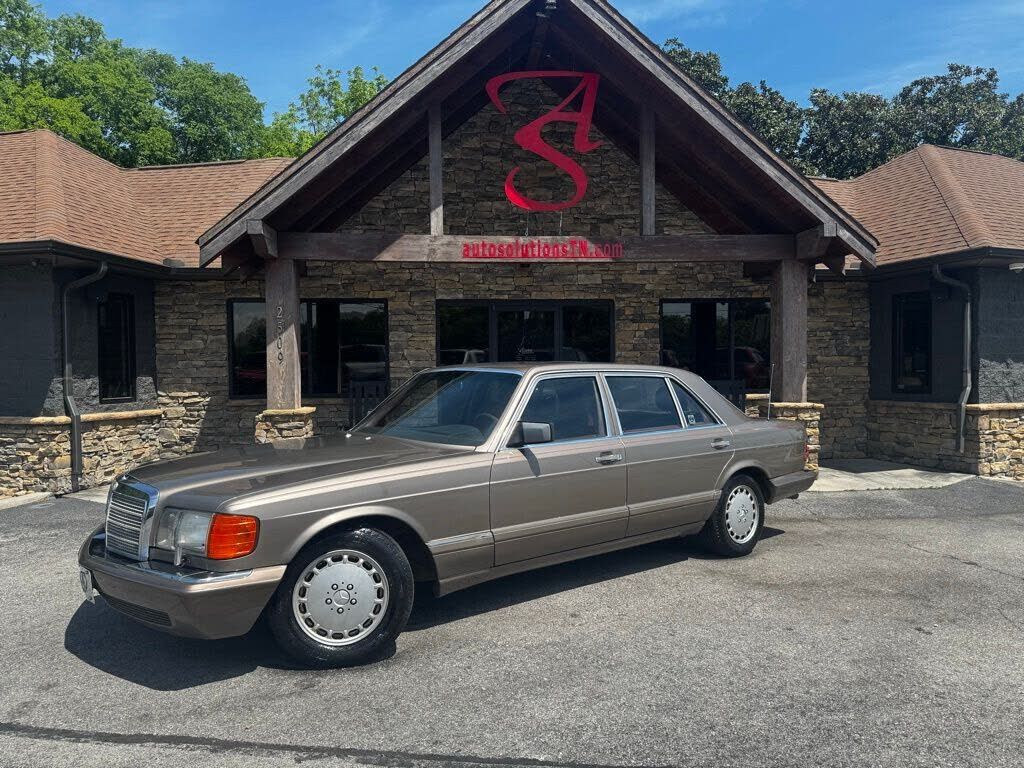1987 MERCEDES-BENZ 420