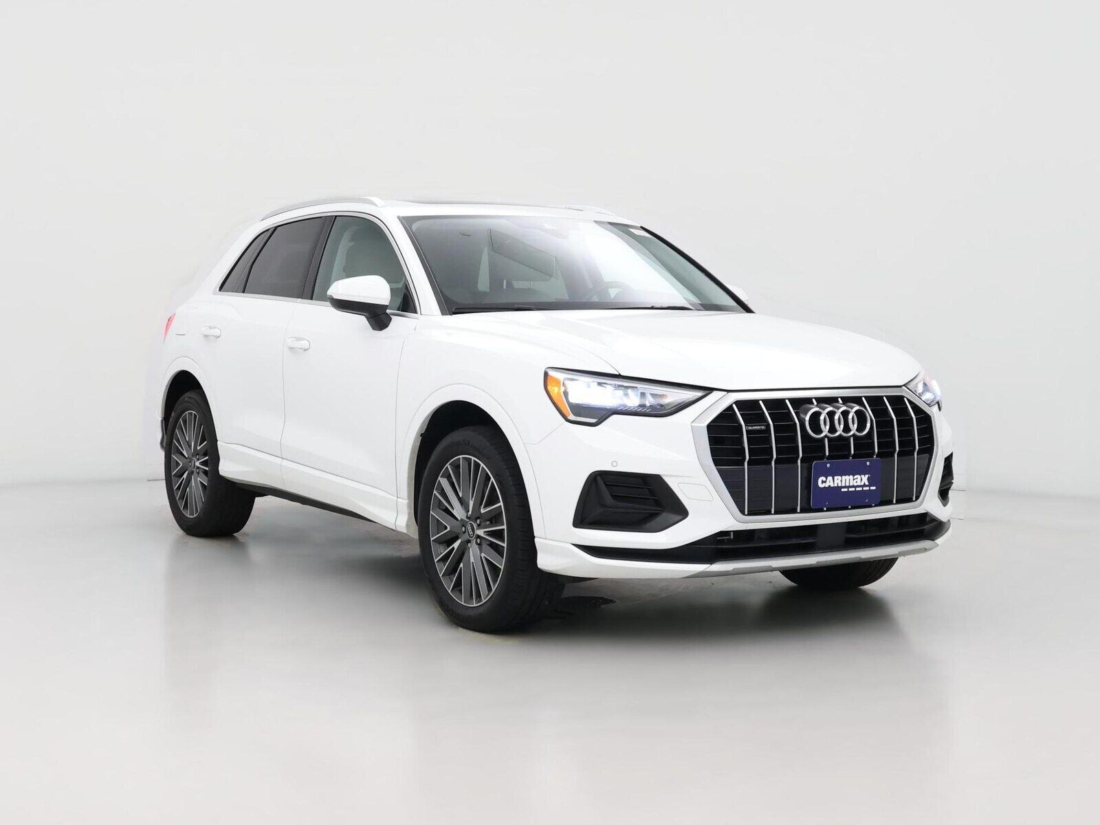 2022 AUDI Q3