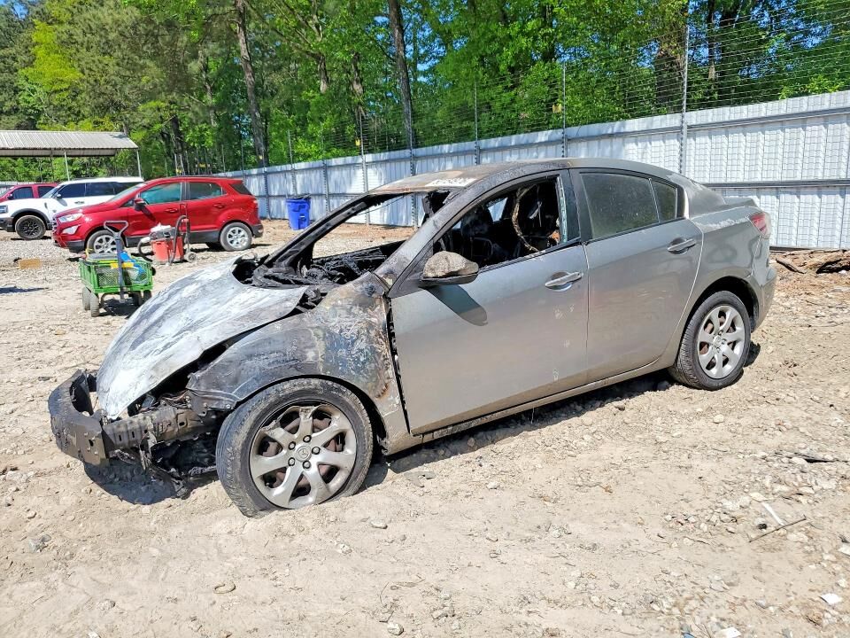 2010 MAZDA Mazda3