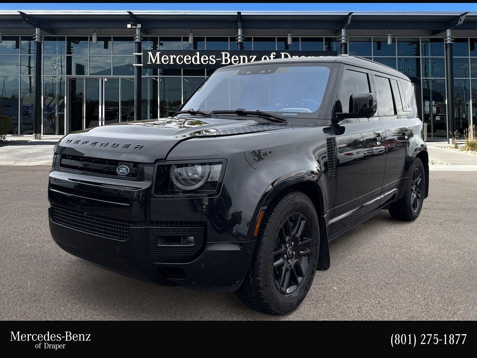2024 LAND ROVER Defender