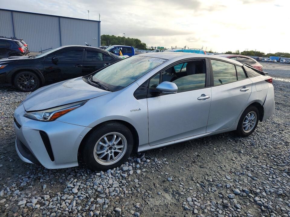 2019 TOYOTA PRIUS