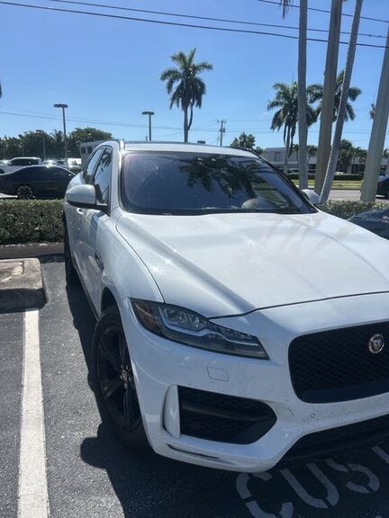2017 JAGUAR F-Pace