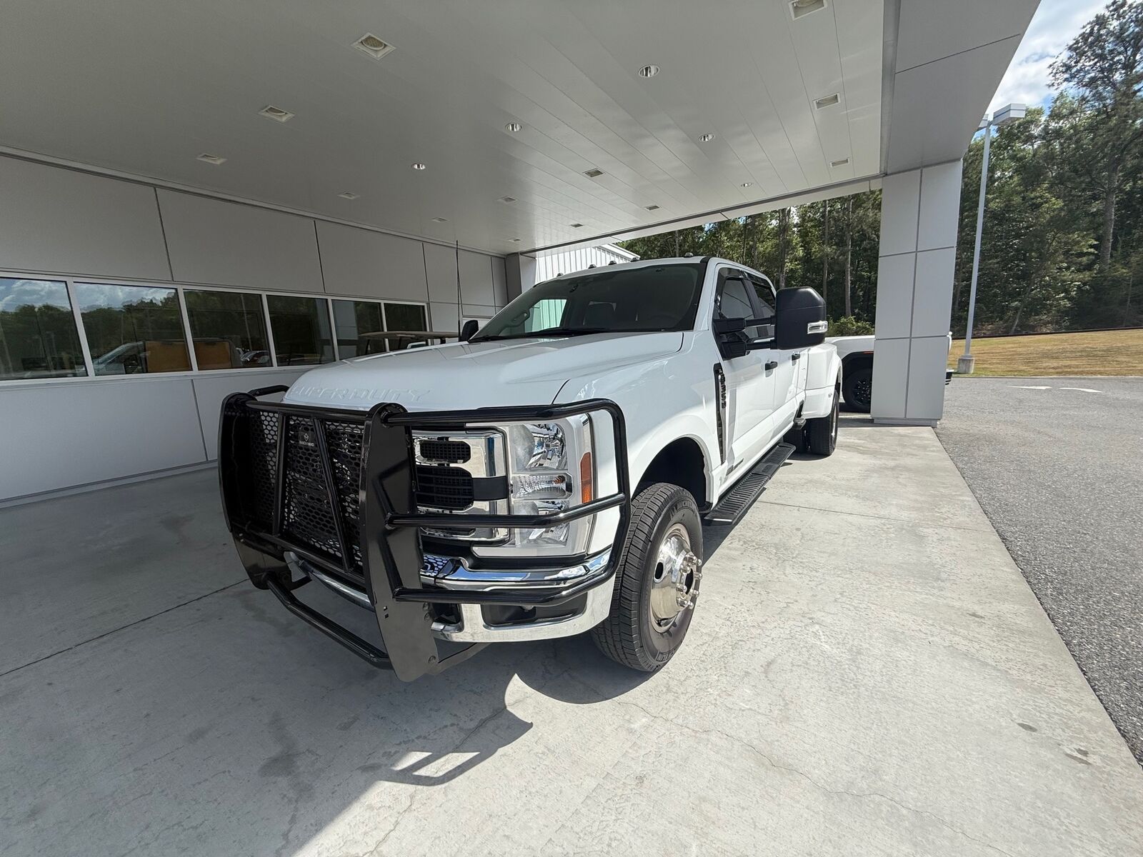 2024 FORD F-350
