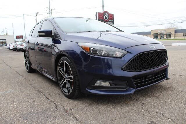 2016 FORD Focus