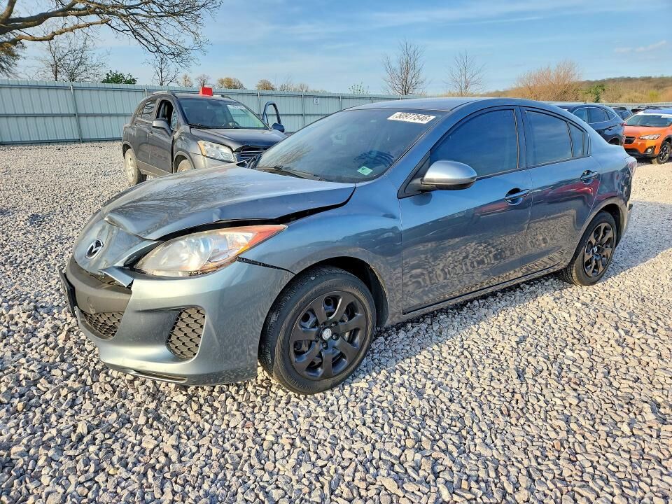 2013 MAZDA Mazda3