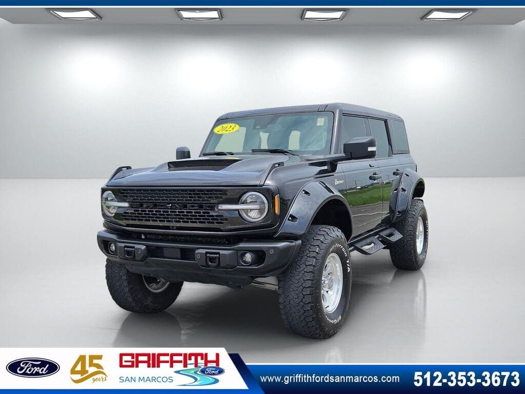 2023 FORD Bronco