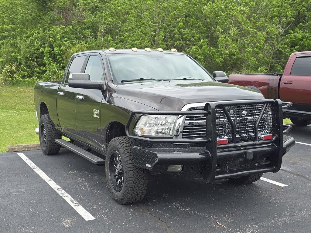 2011 DODGE Ram