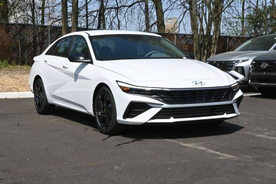 2026 HYUNDAI Elantra