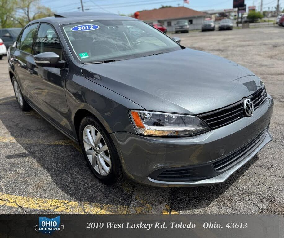 2012 VOLKSWAGEN Jetta