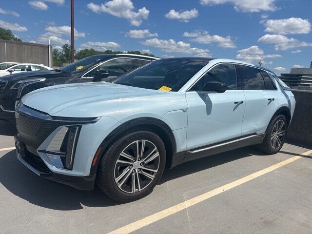 2024 CADILLAC Lyriq