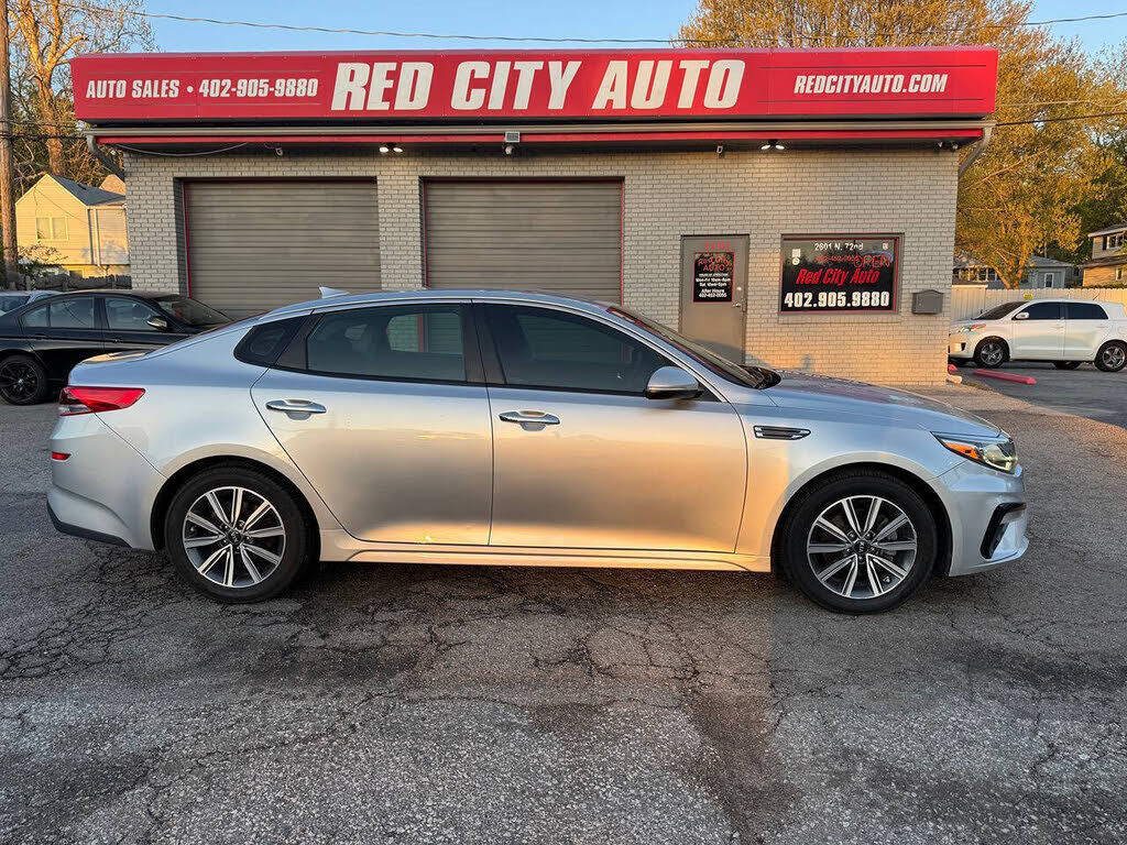 2019 KIA Optima