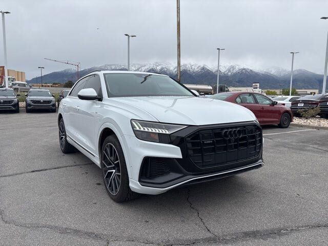 2023 Audi Q8