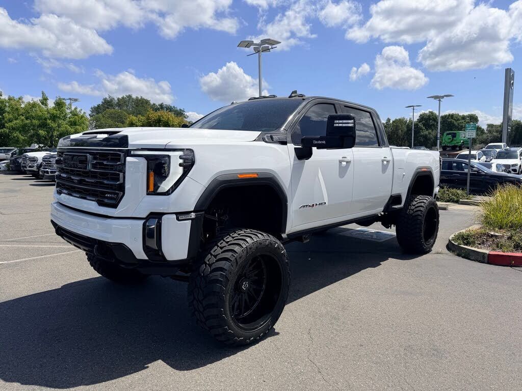 2024 GMC Sierra HD