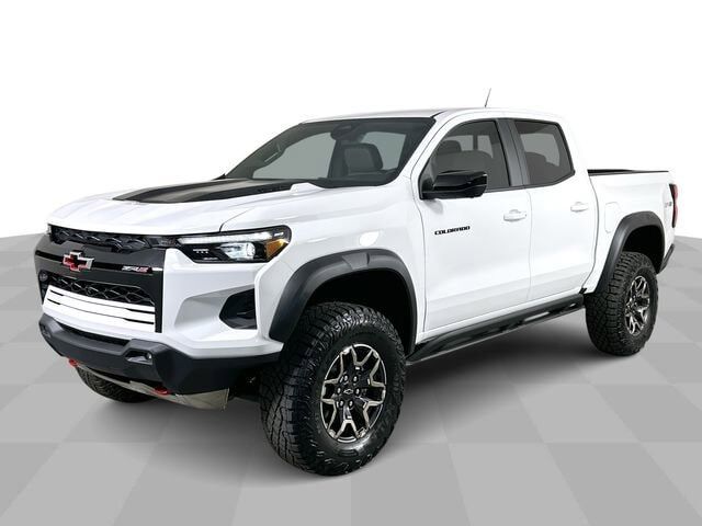 2026 CHEVROLET Colorado
