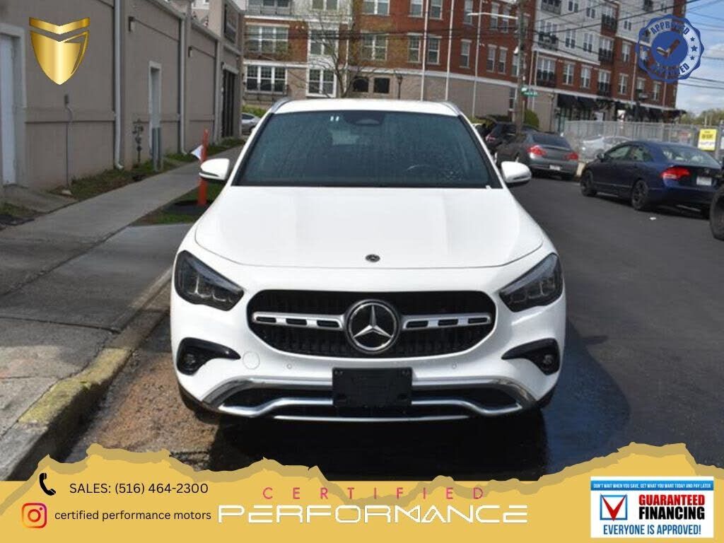 2025 MERCEDES-BENZ GLA-Class