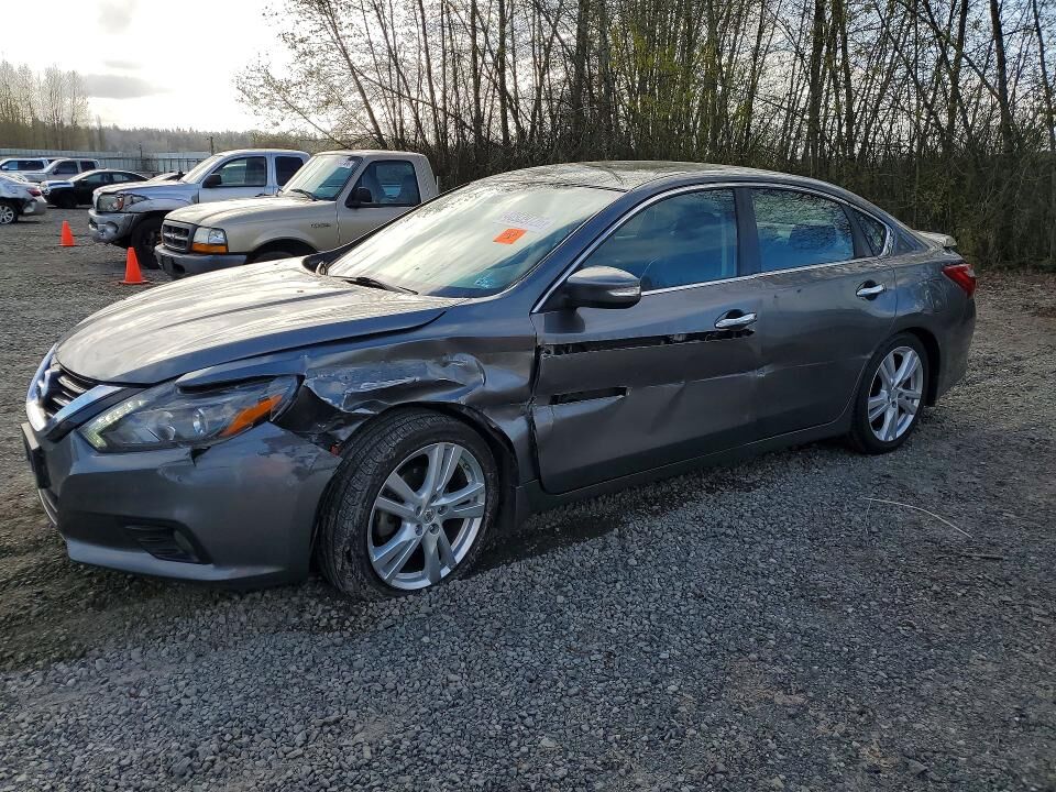 2017 NISSAN Altima