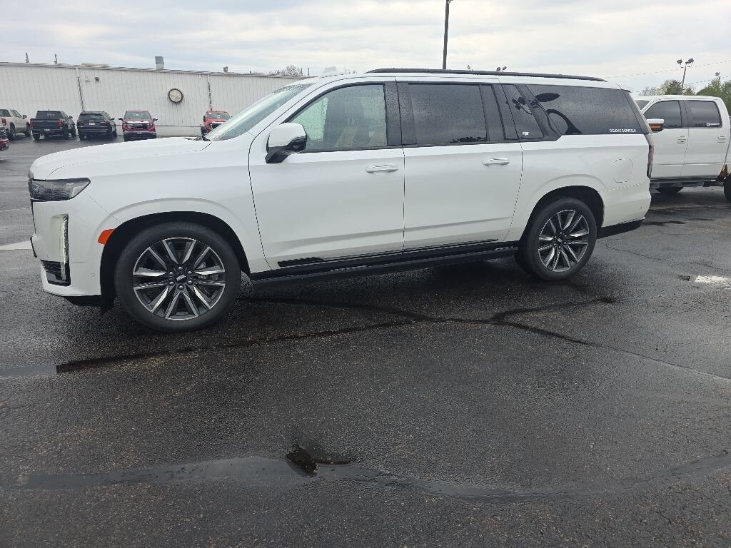 2023 CADILLAC Escalade ESV