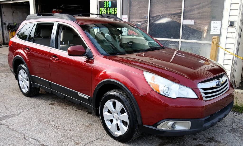 2011 SUBARU Outback