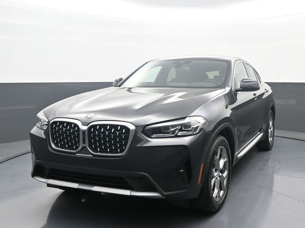 2025 BMW X4