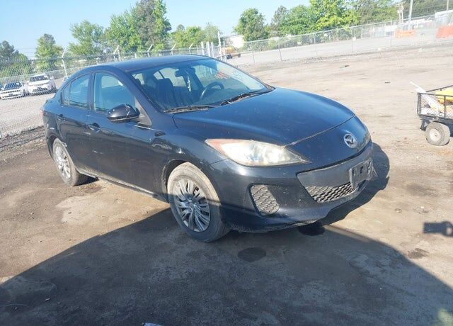 2012 MAZDA Mazda3