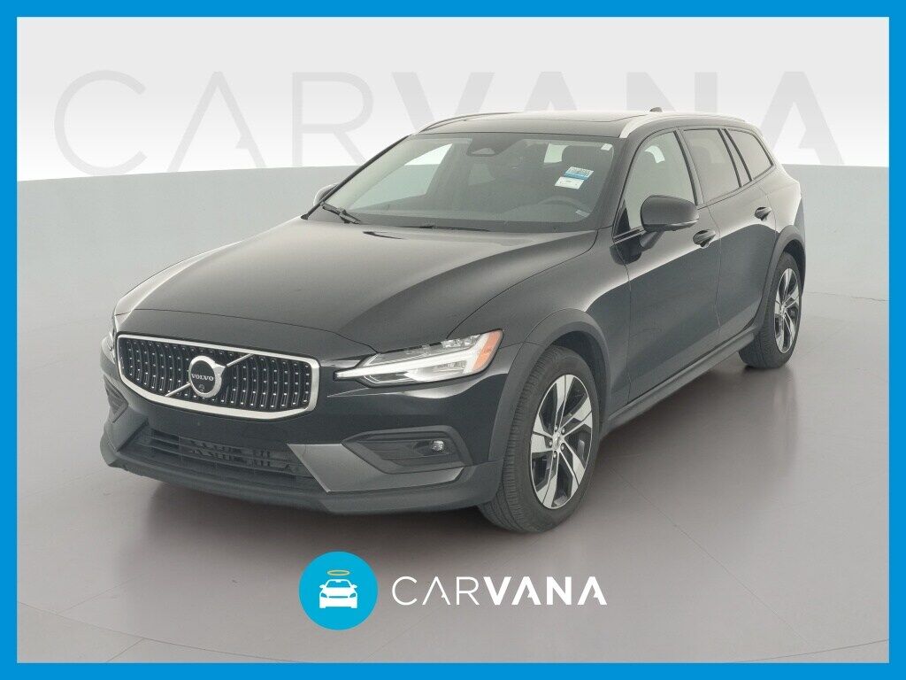 2025 VOLVO V60CC