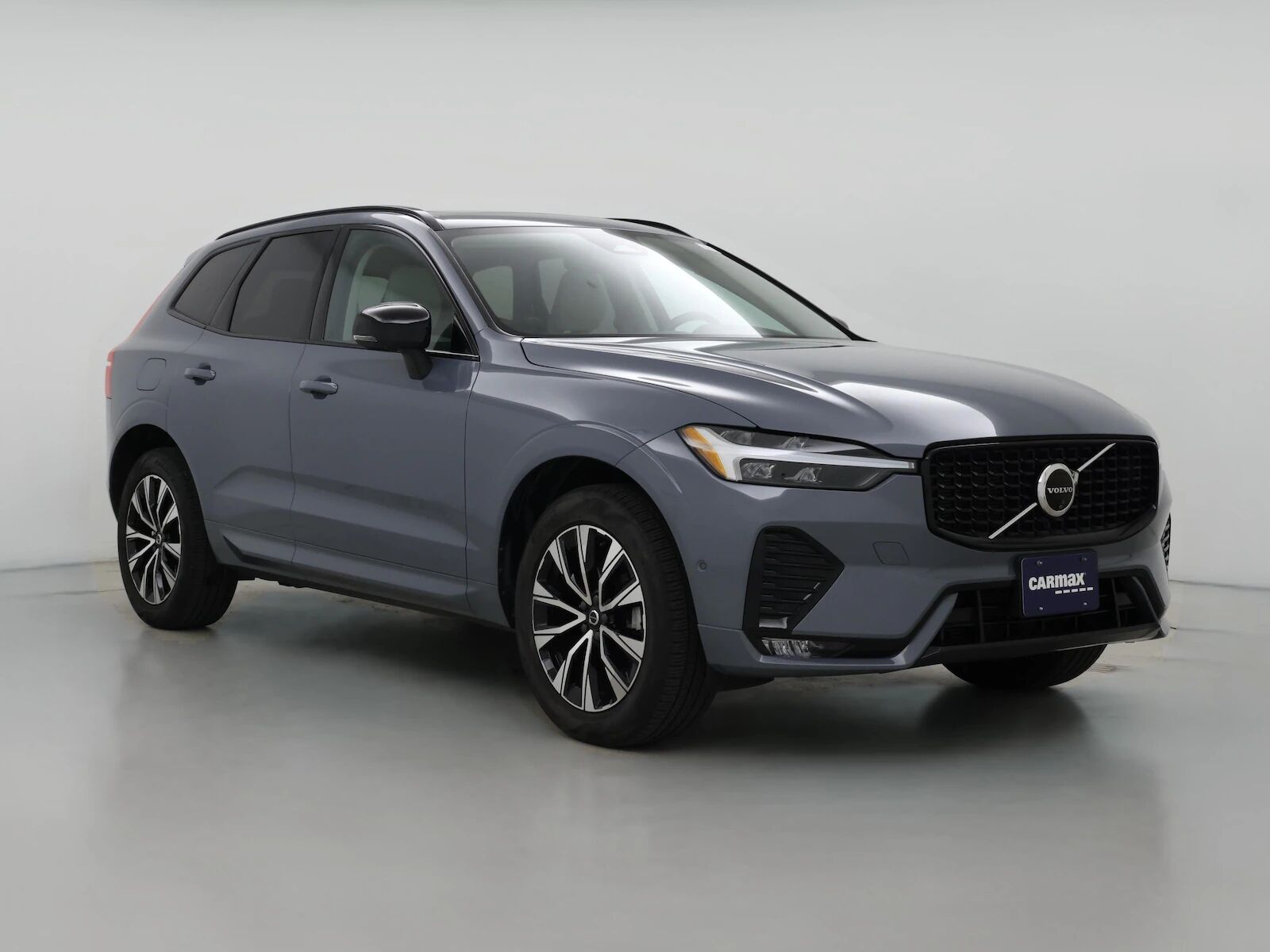2024 VOLVO XC60