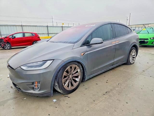 2018 TESLA Model X