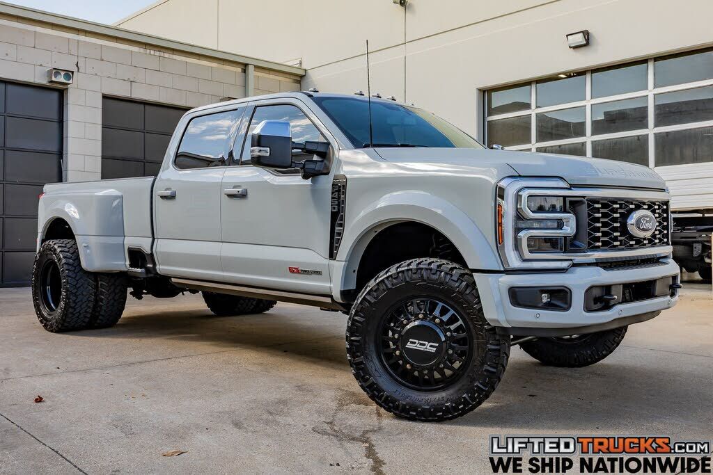 2025 FORD F-450