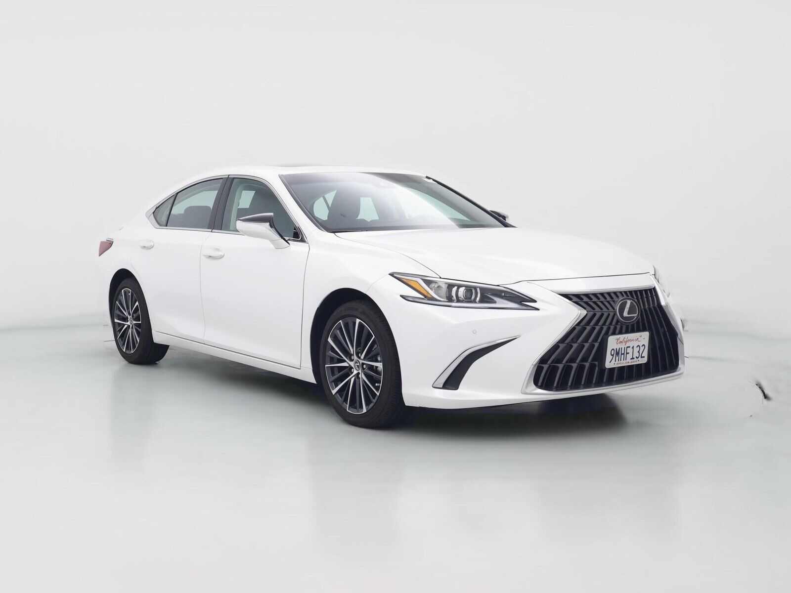 2024 LEXUS ES