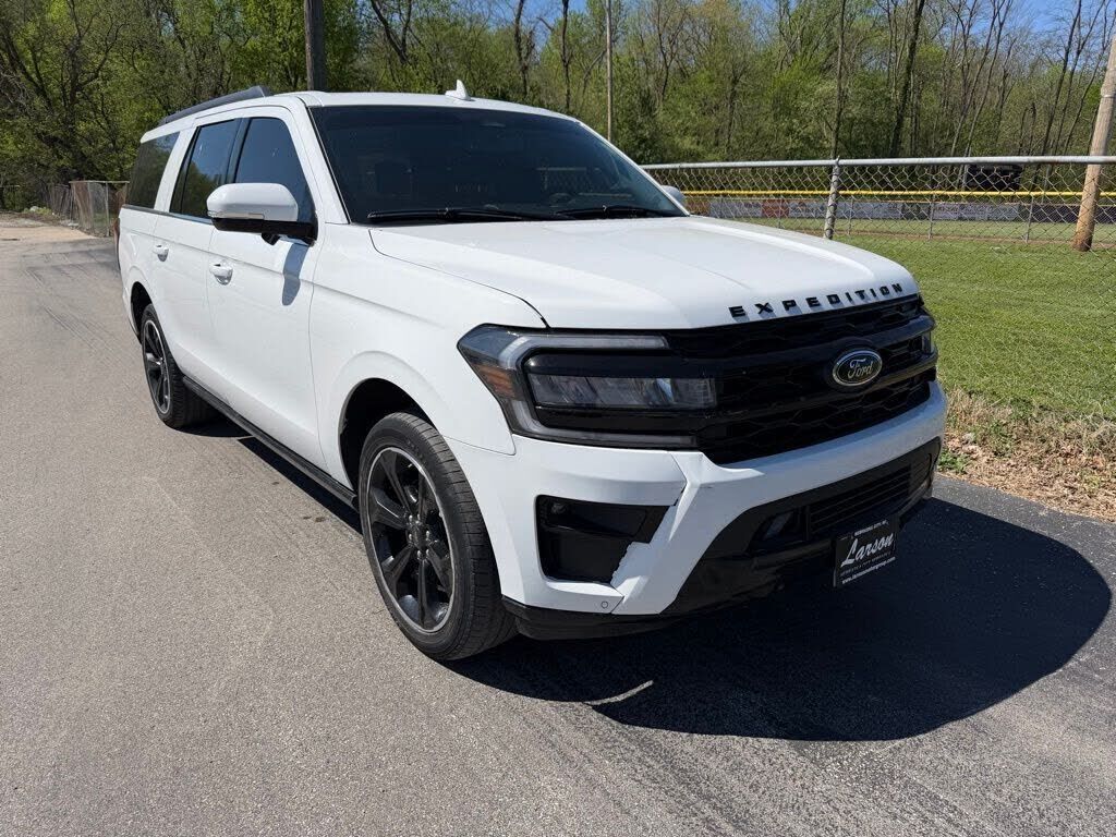 2023 FORD Expedition