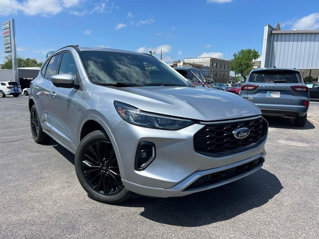 2023 FORD Escape
