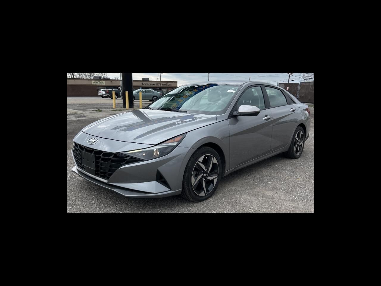 2023 HYUNDAI Elantra