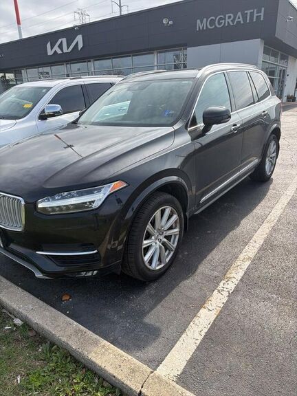 2018 VOLVO XC90