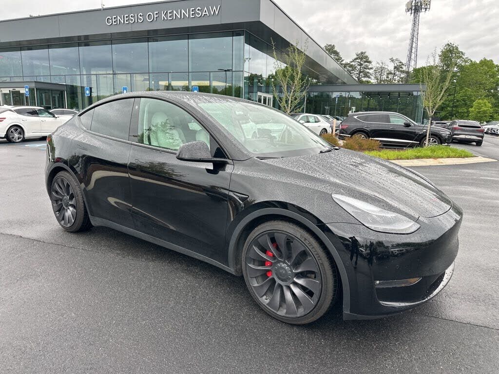 2021 TESLA Model Y