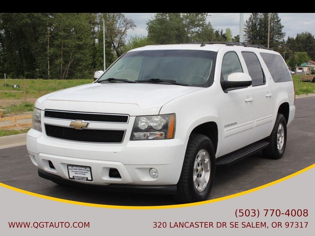 2011 CHEVROLET Suburban