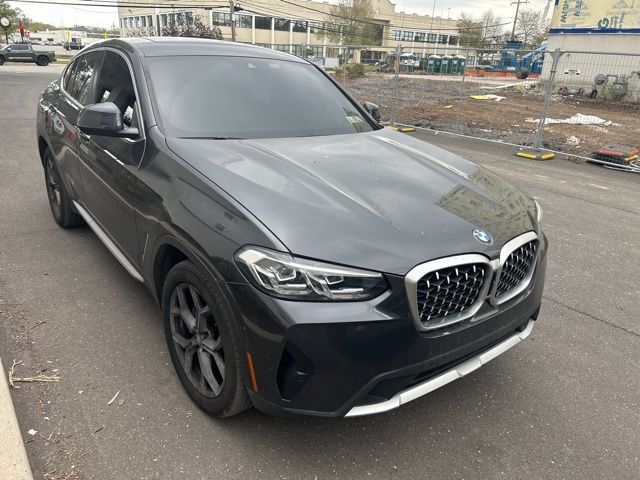 2023 BMW X4