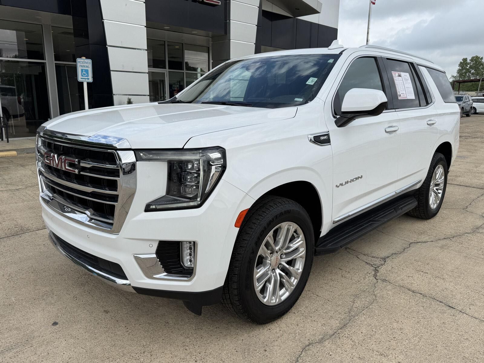 2024 GMC Yukon