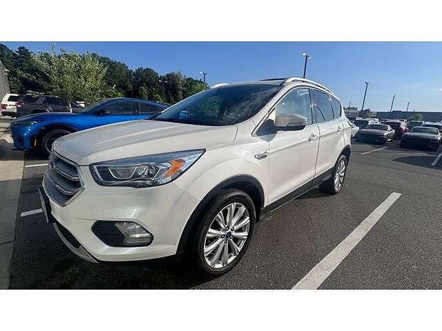 2017 FORD Escape