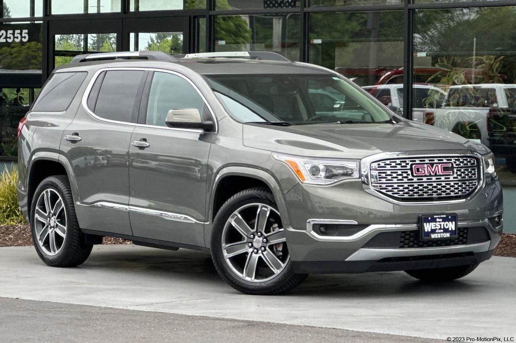 2017 GMC Acadia