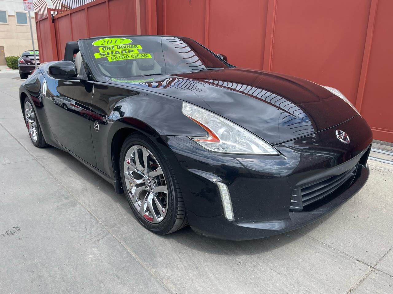 2017 NISSAN 370Z