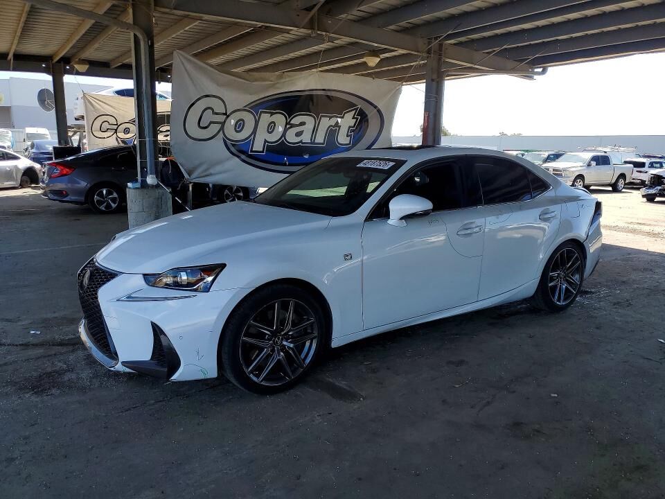2019 LEXUS IS