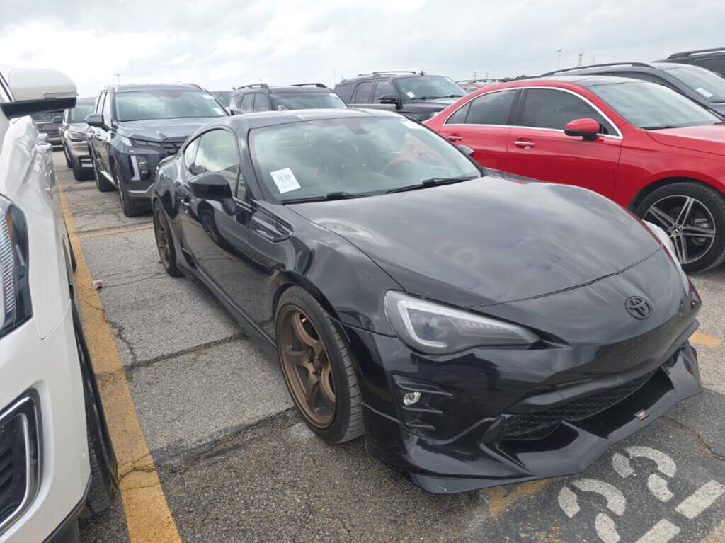 2019 TOYOTA 86