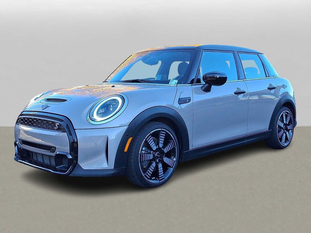 2024 MINI Hardtop