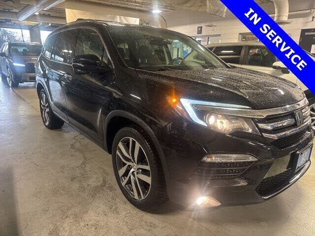 2017 HONDA Pilot