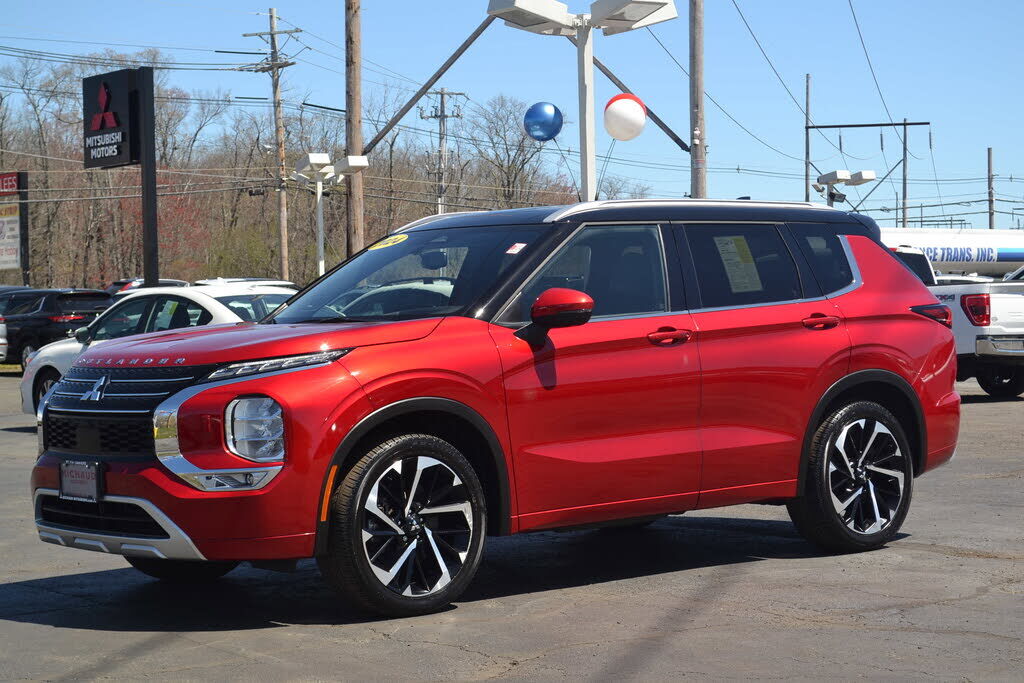2024 MITSUBISHI Outlander