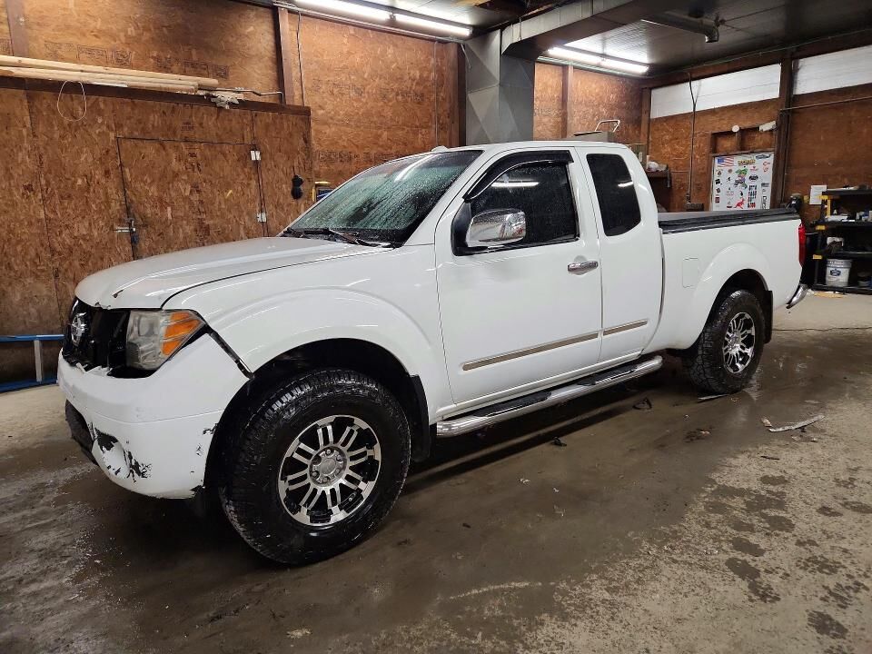 2014 NISSAN Frontier