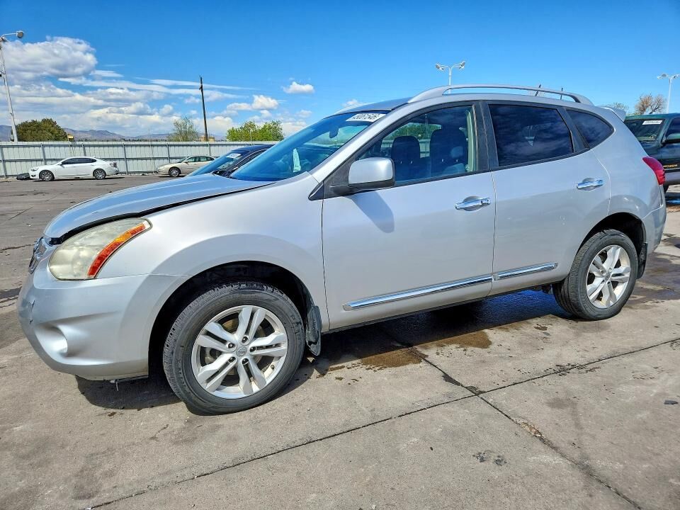 2013 NISSAN Rogue