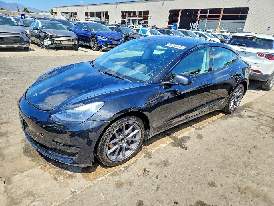2022 TESLA Model 3