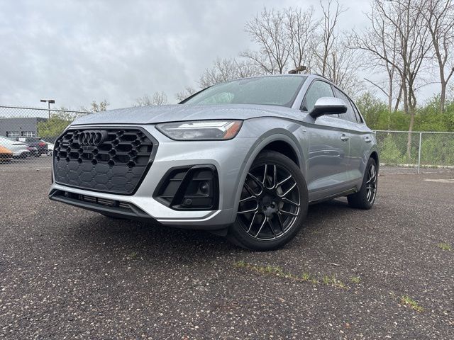2023 AUDI Q5 e