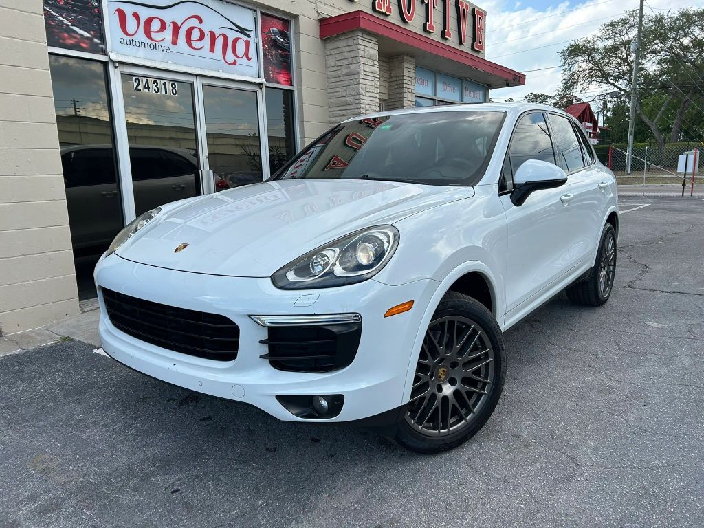 2017 PORSCHE Cayenne